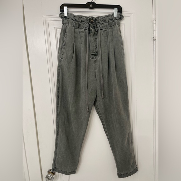 Free People Margate Cargo Pleated Trouser Pants Paper Bag Olive Green Boho Sz S - Picture 5 of 10